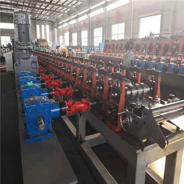 roll forming machine 