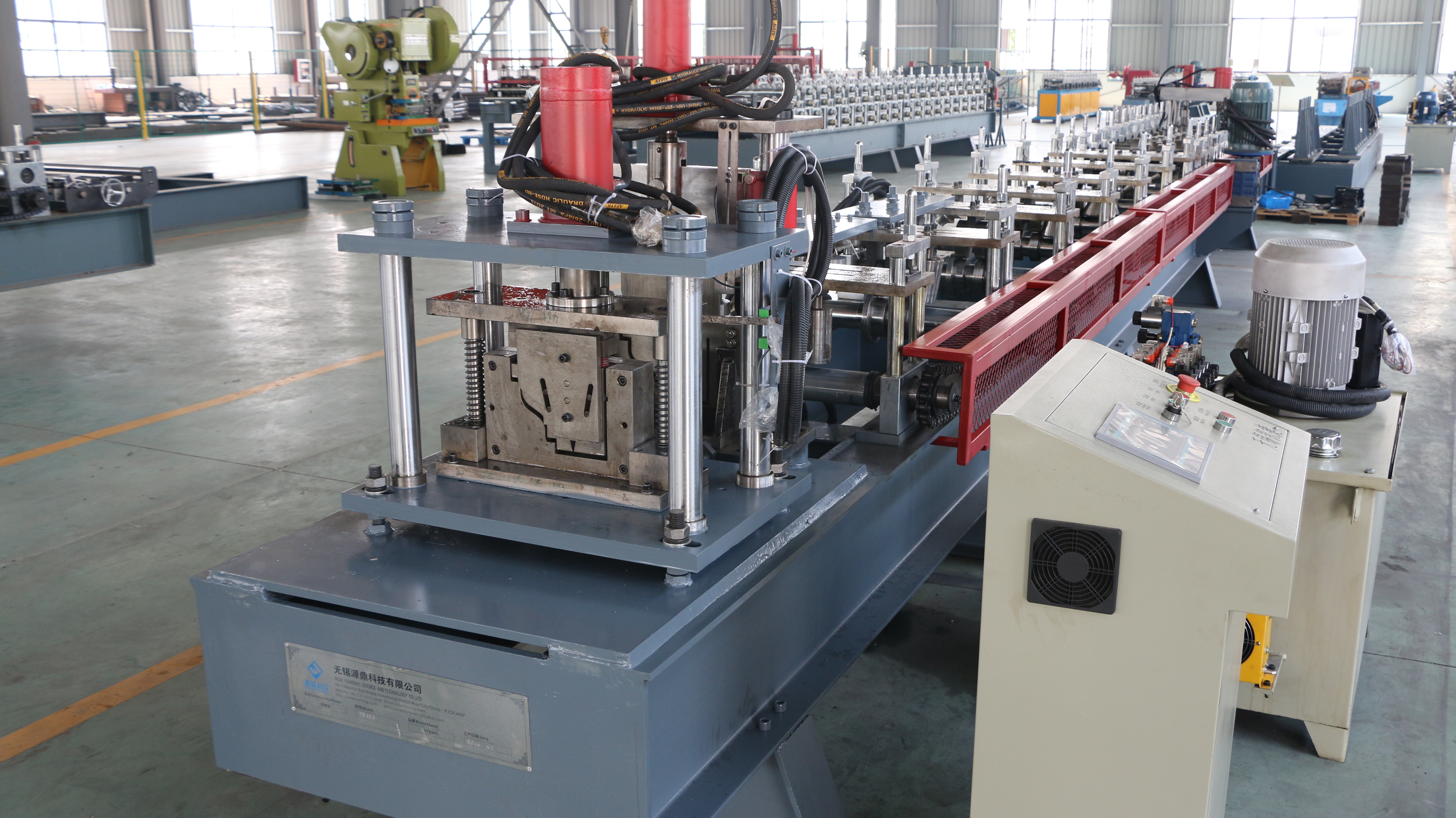 Gutter making machine cold roll forming machine